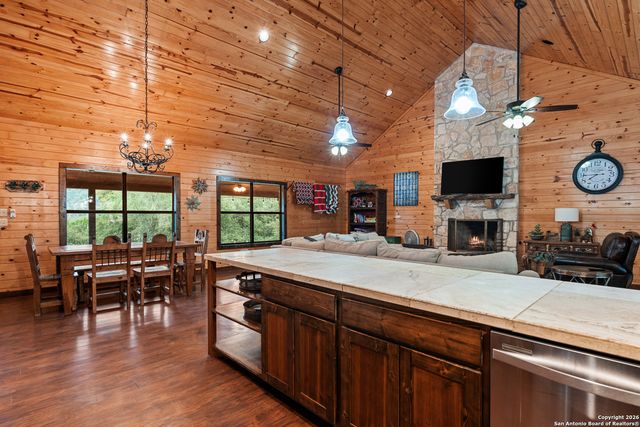 1539 River Road, Concan, TX 78838