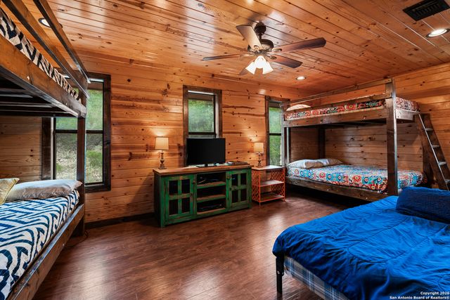 1539 River Road, Concan, TX 78838