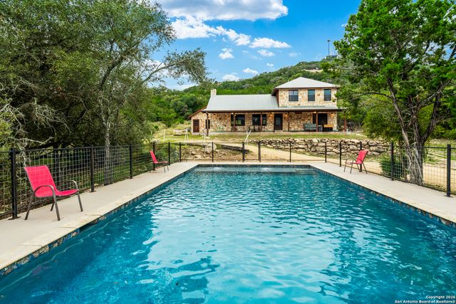 1539 River Road, Concan, TX 78838