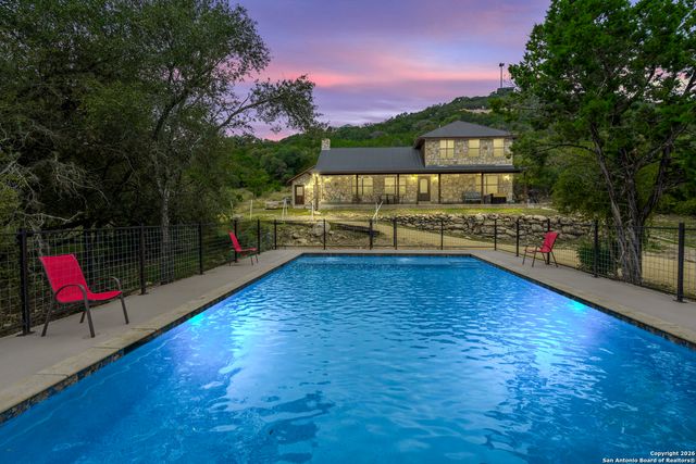 1539 River Road, Concan, TX 78838