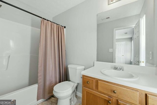 2945 Falling Water Point, Atlanta, GA 30349