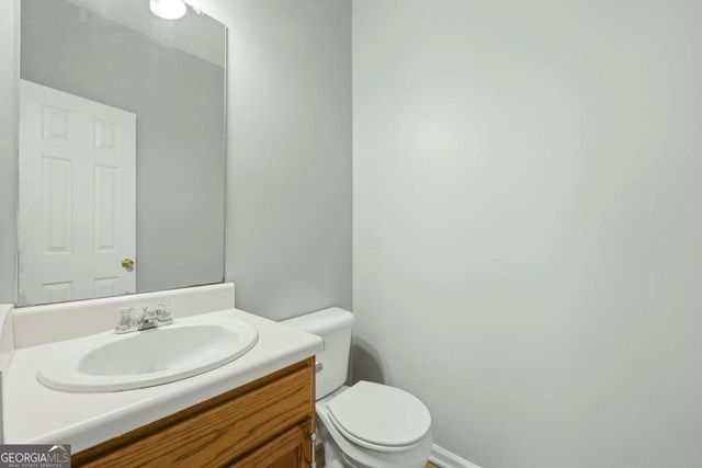2945 Falling Water Point, Atlanta, GA 30349