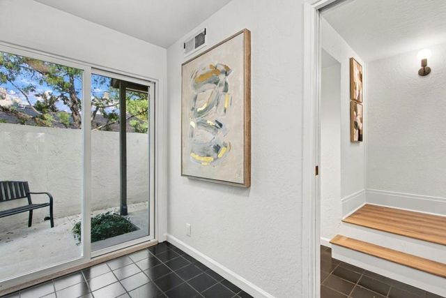 19111 Vineyard, Saratoga, CA 95070