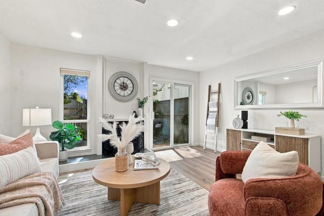 19111 Vineyard, Saratoga, CA 95070