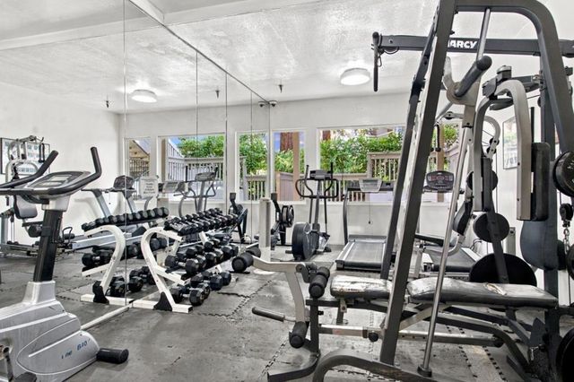 19111 Vineyard, Saratoga, CA 95070