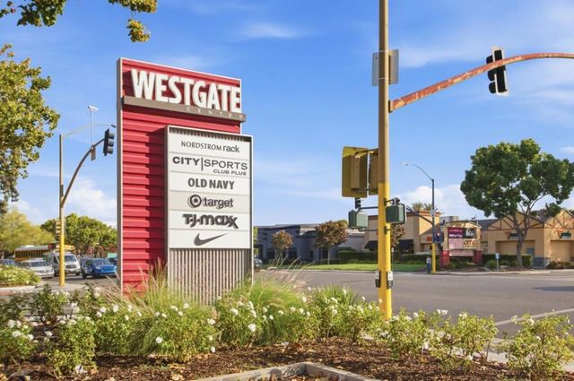 19111 Vineyard, Saratoga, CA 95070