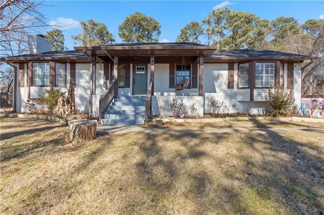 8951 Country Club Drive, Douglasville, GA 30134