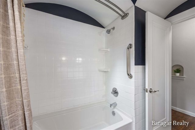 920 Ellsmere Street, Grand Rapids, MI 49505