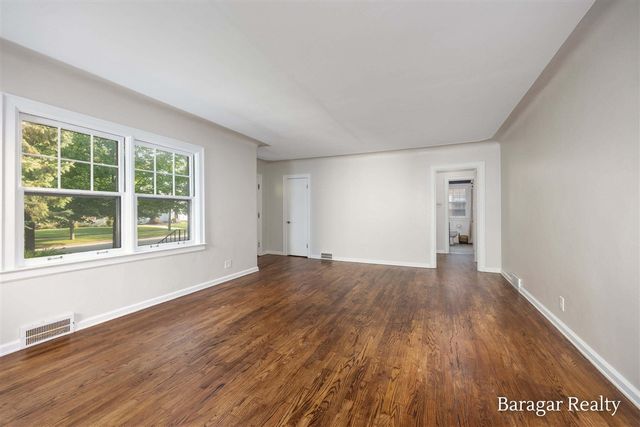 920 Ellsmere Street, Grand Rapids, MI 49505