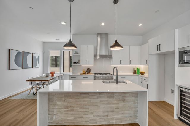 3612 San Jacinto 101, Dallas, TX 75204