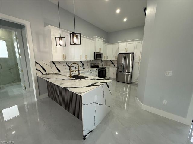 4353 22nd AVE NE, Naples, FL 34120