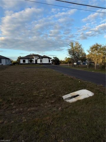 4353 22nd AVE NE, Naples, FL 34120