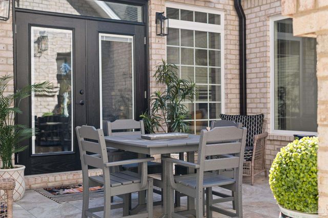 8864 Salt Grass Dr, Pensacola, FL 32526