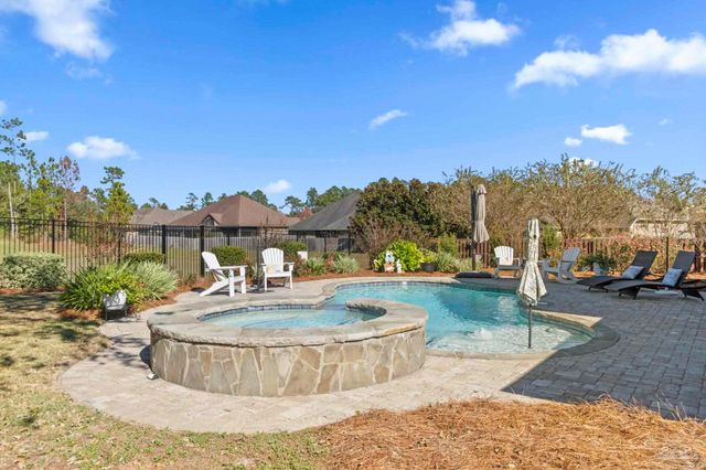 8864 Salt Grass Dr, Pensacola, FL 32526