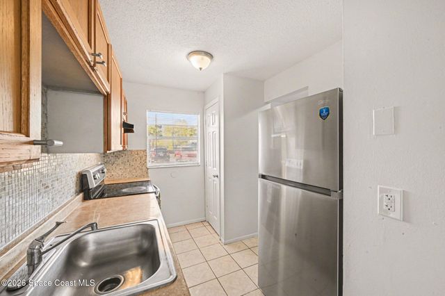 1734 Avocado Avenue 2, Melbourne, FL 32935