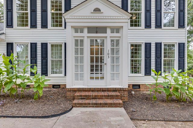 103 Cosgrove Lane, Taylors, SC 29687