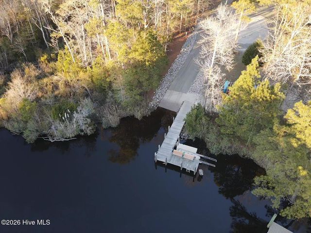 747 Cedarhurst Drive SE, Bolivia, NC 28422