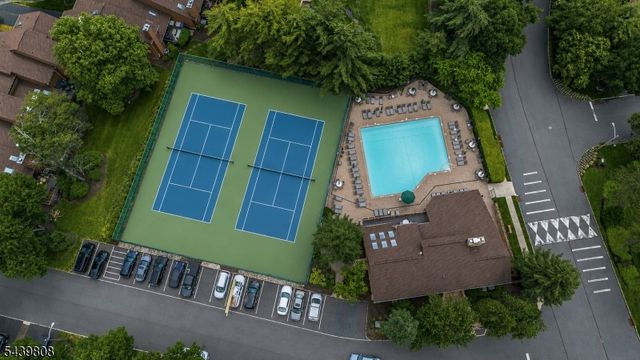 41 Sullivan Dr, West Orange Twp., NJ 07052