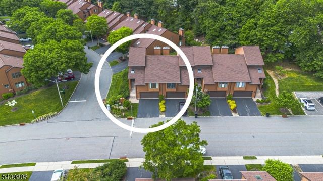 41 Sullivan Dr, West Orange Twp., NJ 07052
