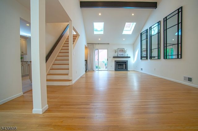 41 Sullivan Dr, West Orange Twp., NJ 07052