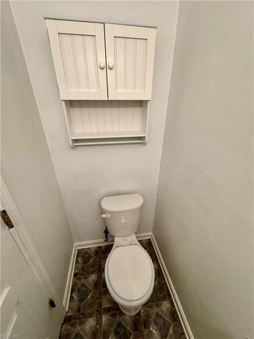 2428 Dillingham RD, Virginia Beach, VA 23456