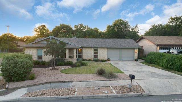 7203 Forest Mont, San Antonio, TX 78240