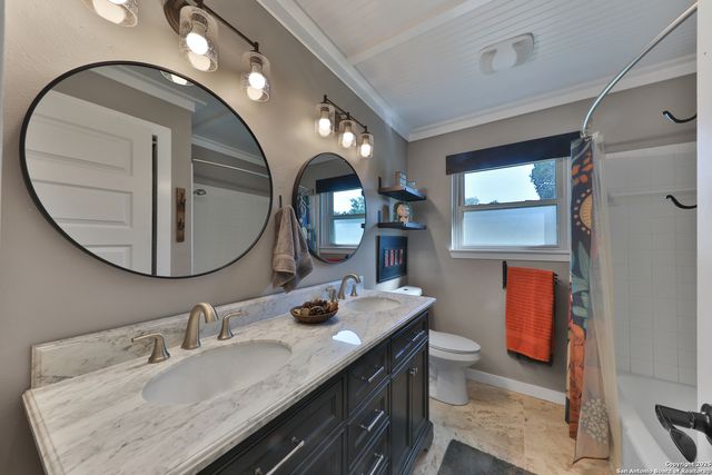 7203 Forest Mont, San Antonio, TX 78240