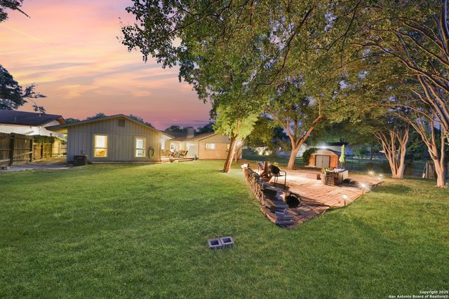 7203 Forest Mont, San Antonio, TX 78240
