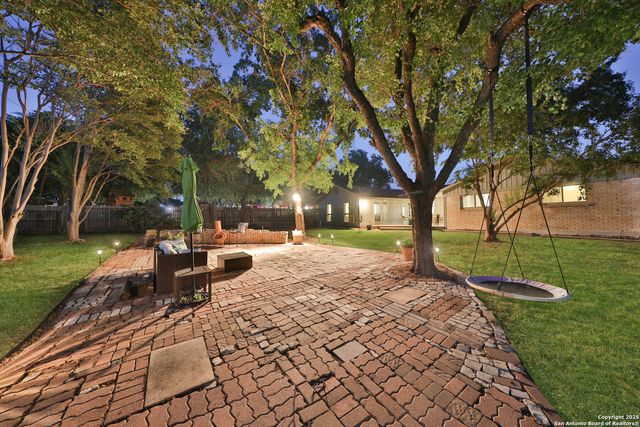 7203 Forest Mont, San Antonio, TX 78240