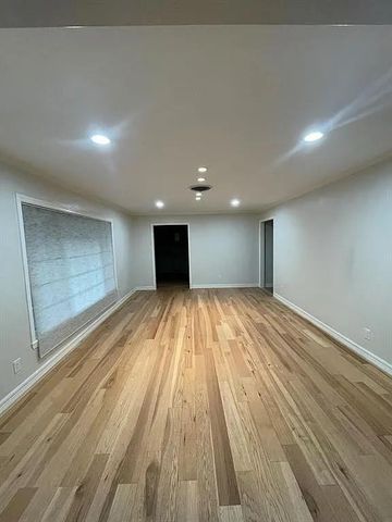 9415 Endicott Lane, Houston, TX 77096