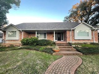 9415 Endicott Lane, Houston, TX 77096