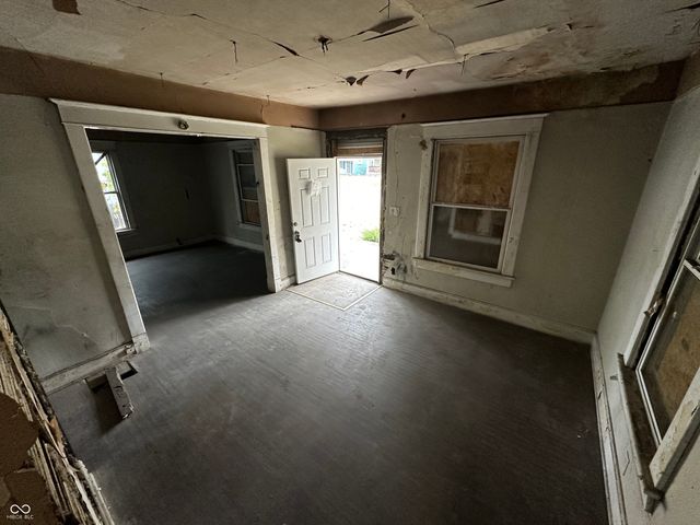 1210 N Rural Street, Indianapolis, IN 46201