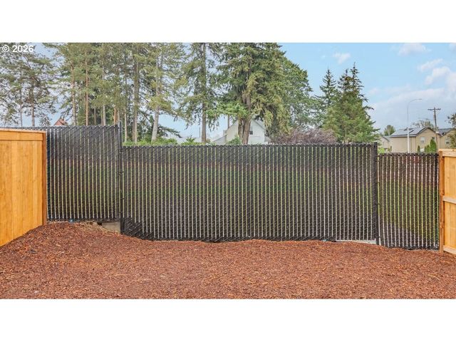 6006 Se 15th St, Gresham, OR 97080