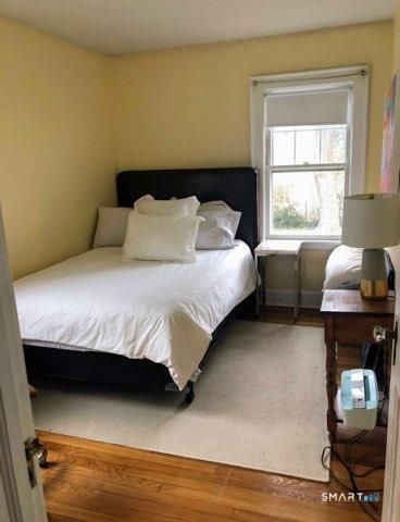 28 Hobbie Street, Stamford, CT 06902