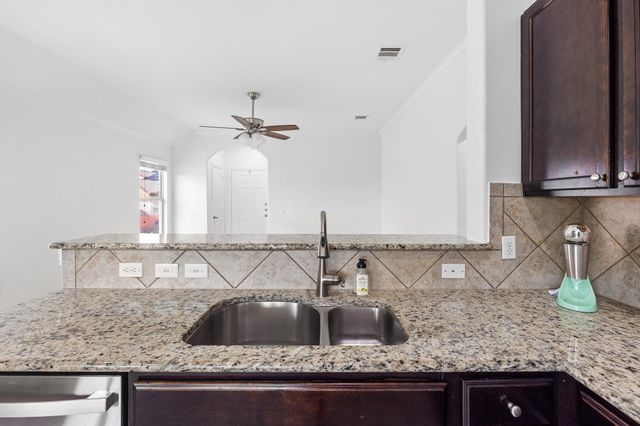 5621 Little Theater BND, Austin, TX 78747