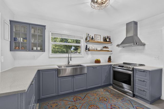338 Hunter Street, West Palm Beach, FL 33405