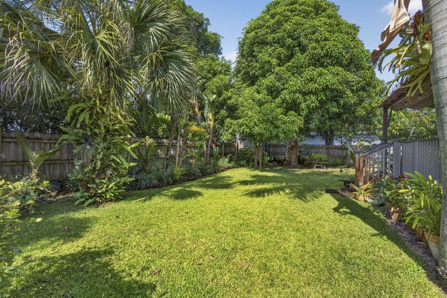 338 Hunter Street, West Palm Beach, FL 33405