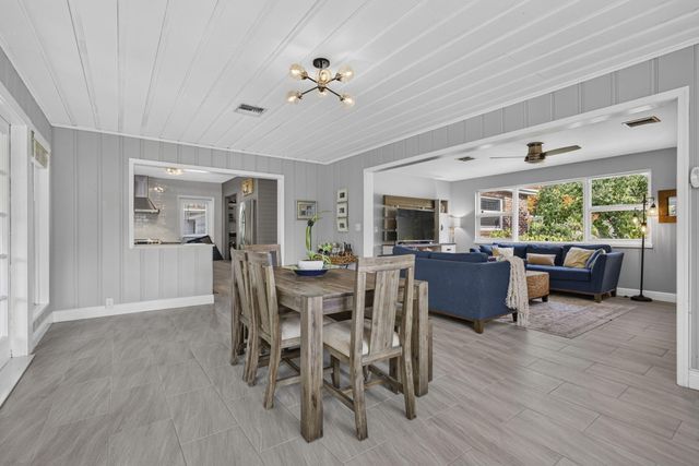 338 Hunter Street, West Palm Beach, FL 33405