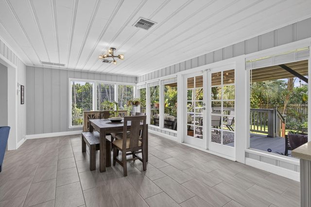 338 Hunter Street, West Palm Beach, FL 33405