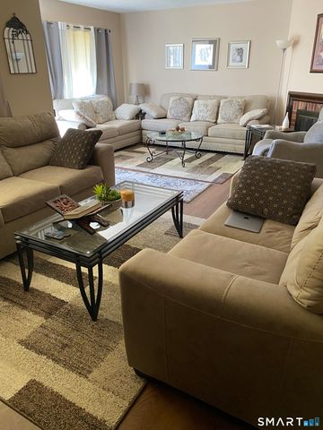 630 Longfellow Drive, Branford, CT 06405