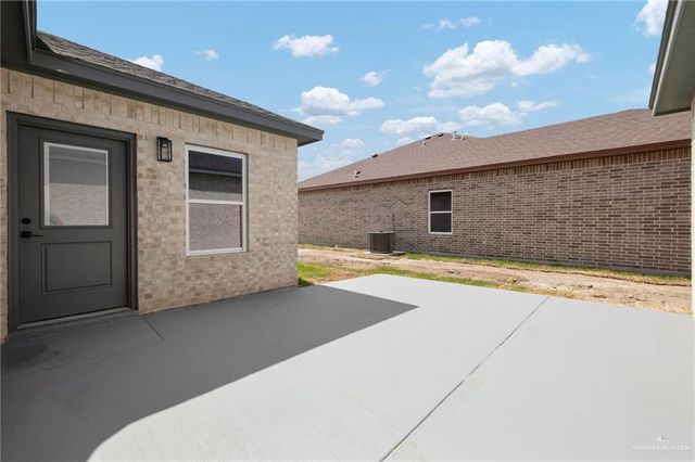 17998 Green Jay Drive, Primera, TX 78552