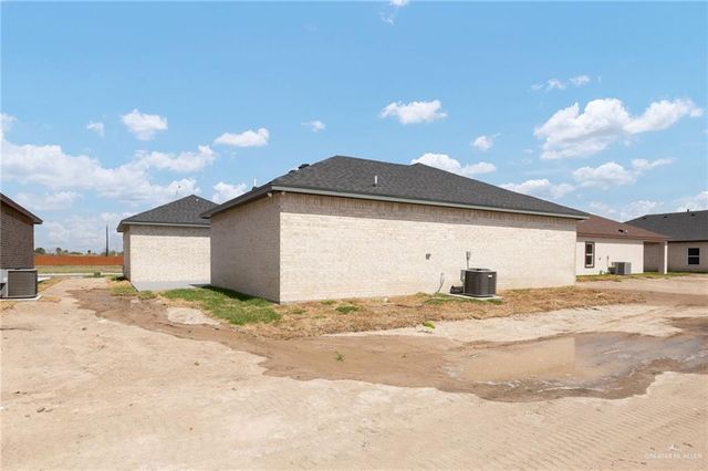17998 Green Jay Drive, Primera, TX 78552