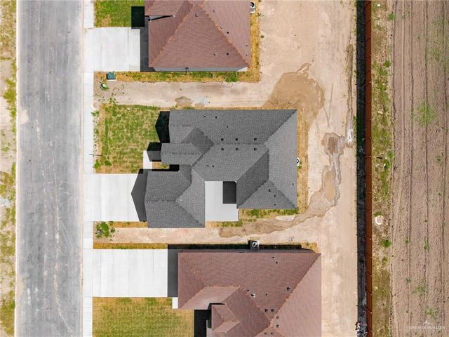 17998 Green Jay Drive, Primera, TX 78552