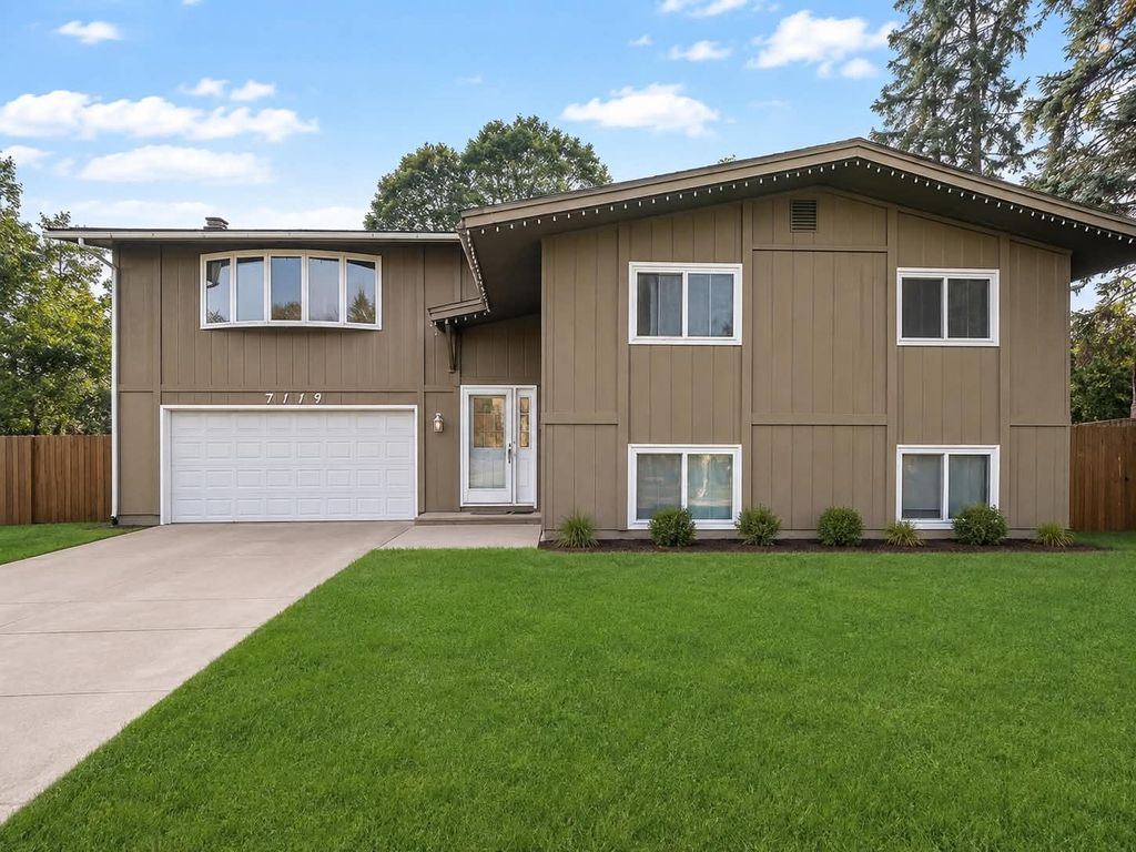 7119 Dallas Road, Brooklyn Center, MN 55430 — exterior