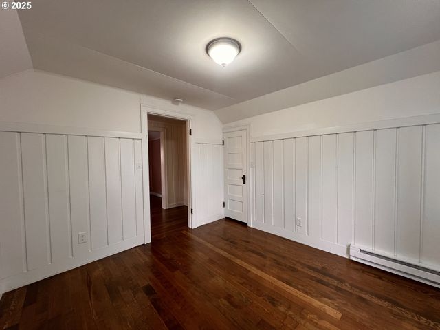 2014 E St, Vancouver, WA 98663