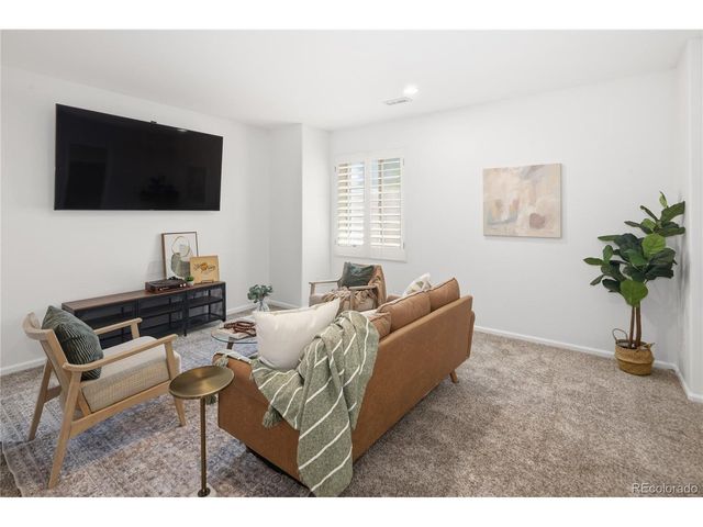 10218 Ridgegate Cir, Lone Tree, CO 80124
