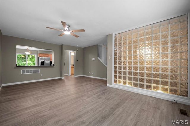 2317 Driftwood Place, Maryland Heights, MO 63146