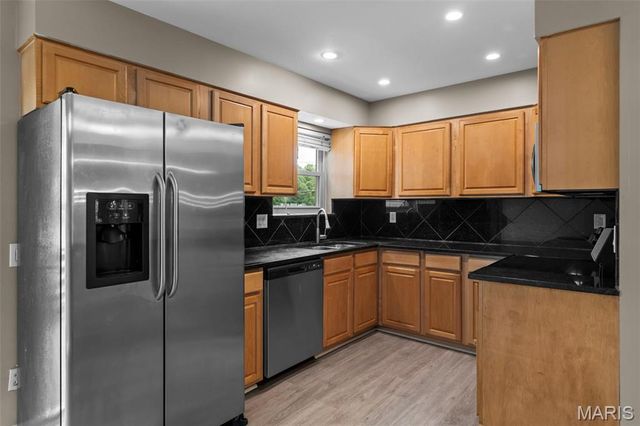 2317 Driftwood Place, Maryland Heights, MO 63146