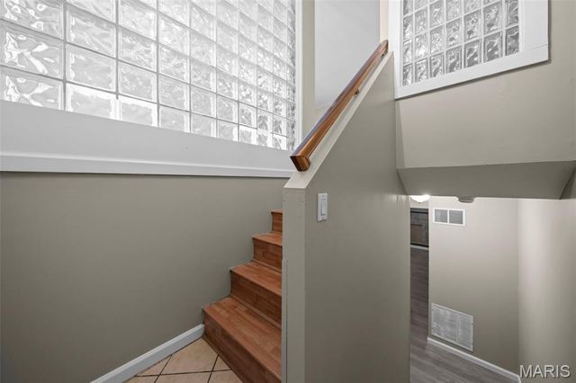 2317 Driftwood Place, Maryland Heights, MO 63146
