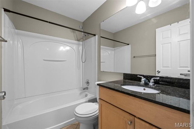 2317 Driftwood Place, Maryland Heights, MO 63146